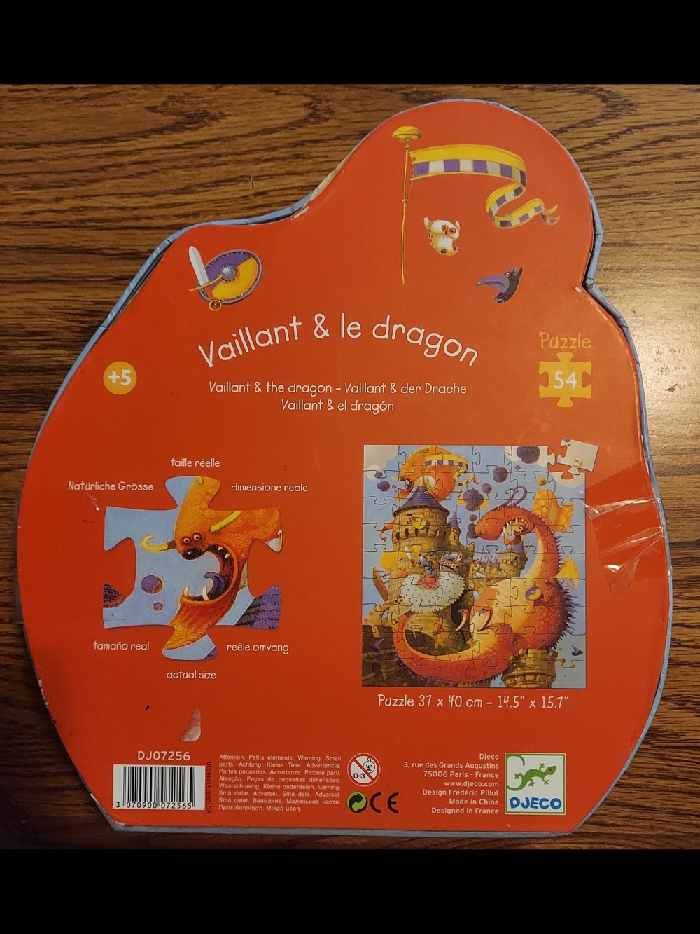 Djeco "Vaillant & the Dragon" - 54 Piece Puzzle - Picture 2 of 5
